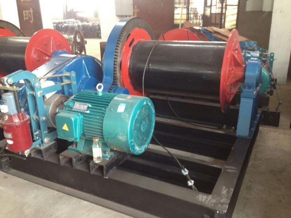 Phúc Thái - Xưởng phân phối mày tời mặt đất uy tín toàn quốc